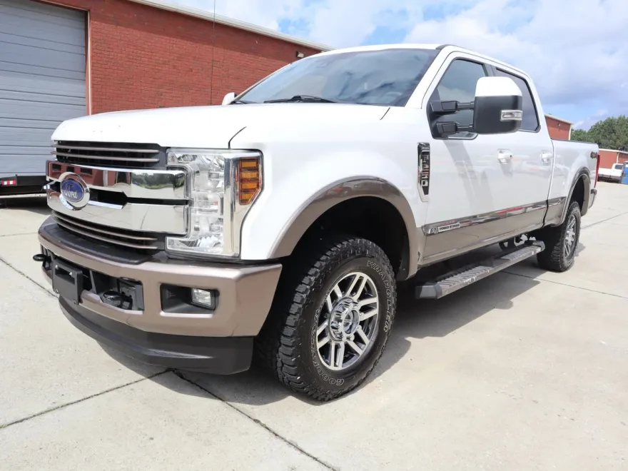 2018 Ford F-250 photo 1
