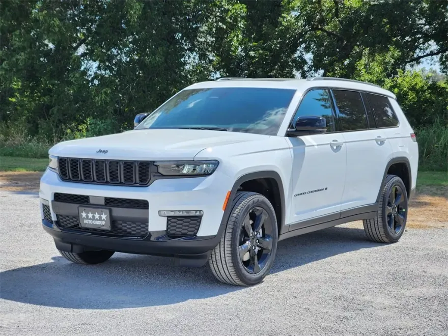 2025 Jeep Grand Cherokee Limited photo 1