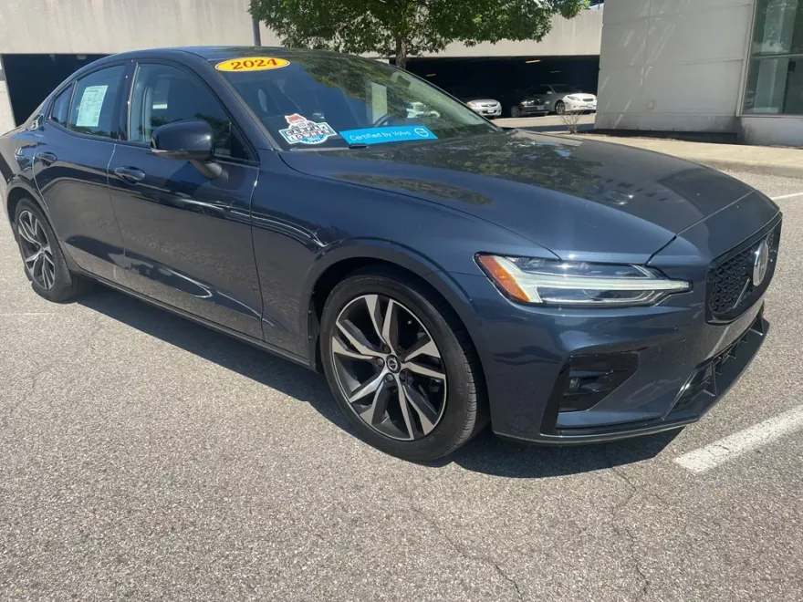 2024 Volvo S60 B5 Core photo 1