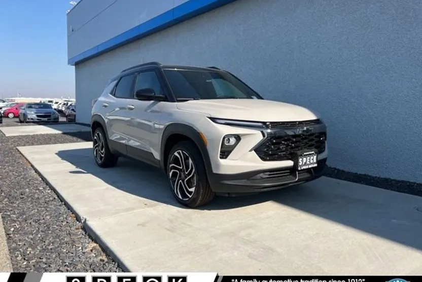 2026 Chevrolet Trailblazer RS photo 1
