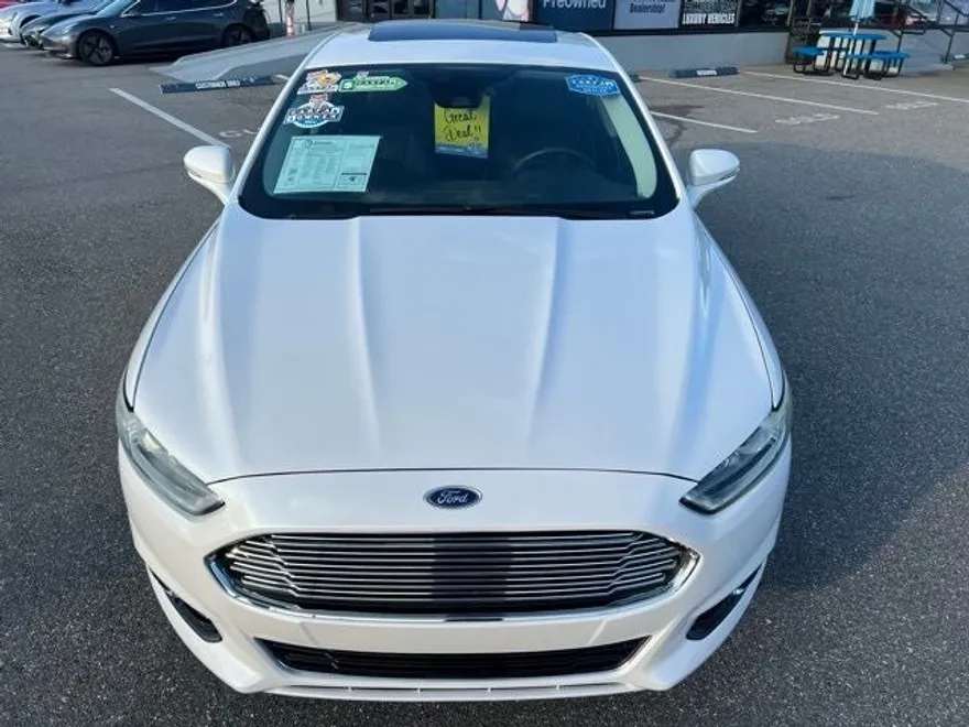 2016 Ford Fusion Titanium photo 1