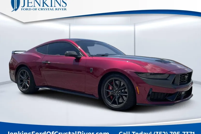 2025 Ford Mustang Dark Horse photo 1