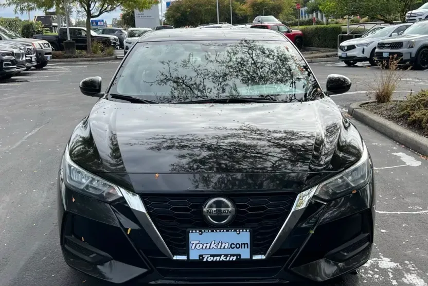 2021 Nissan Sentra SV photo 1