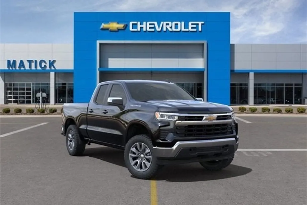 2025 Chevrolet Silverado 1500 LT photo 1