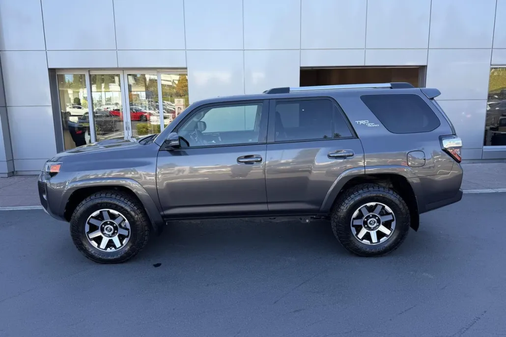 2018 Toyota 4Runner TRD Premium photo 1