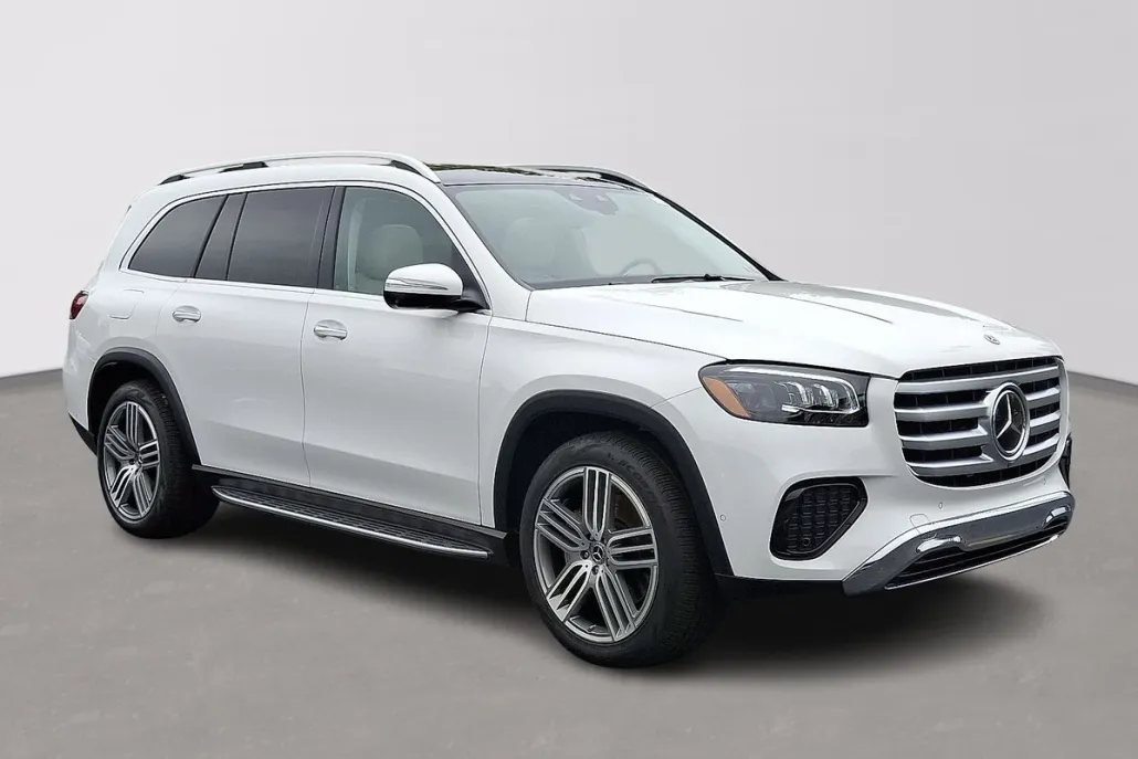 2024 Mercedes Benz GLS 450 4MATIC photo 1