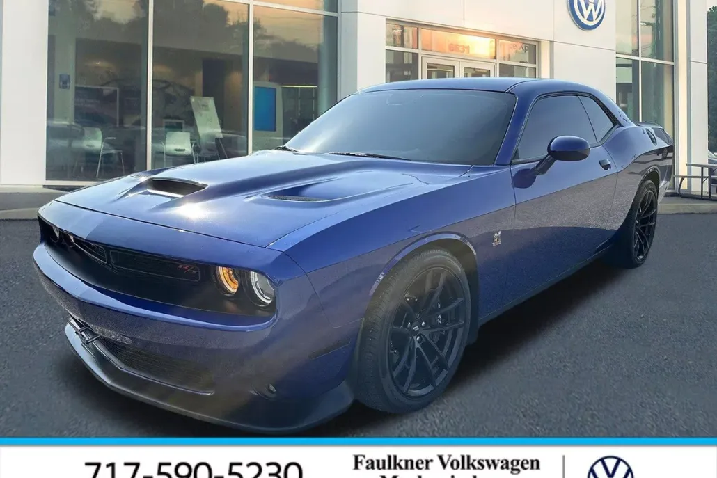 2022 Dodge Challenger R/T Scat Pack photo 1