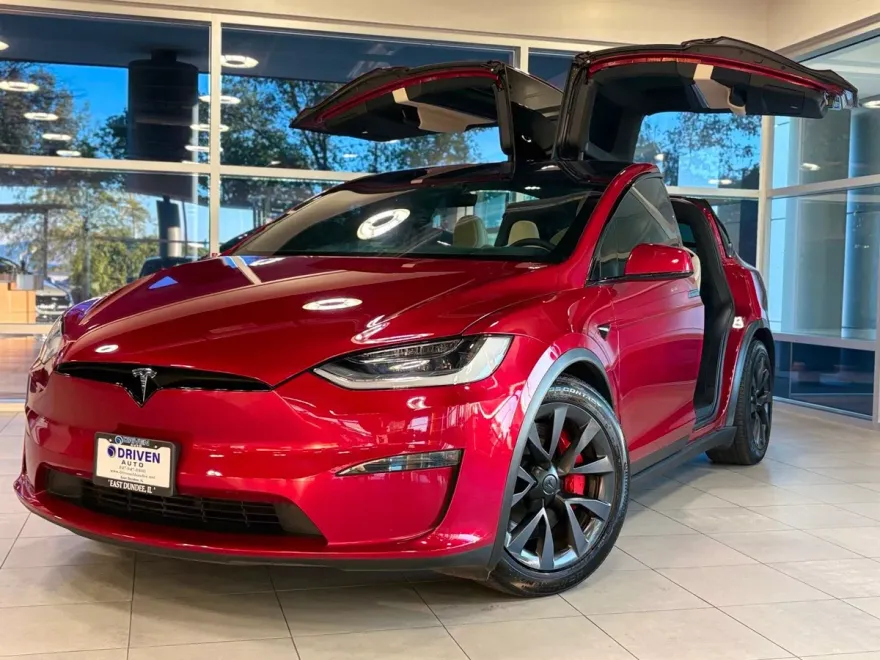 2023 Tesla Model X Plaid photo 1