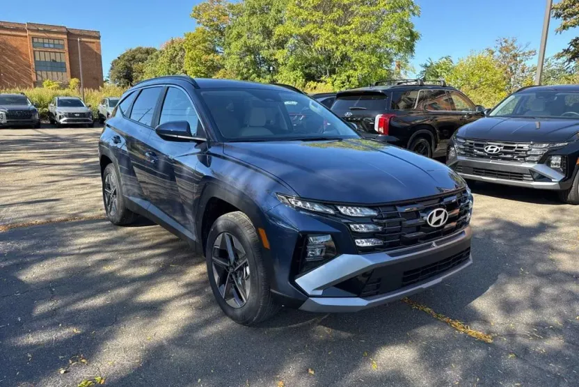 2026 Hyundai Tucson SEL photo 1
