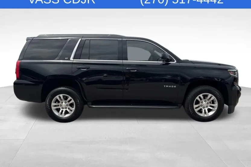 2019 Chevrolet Tahoe LT photo 1