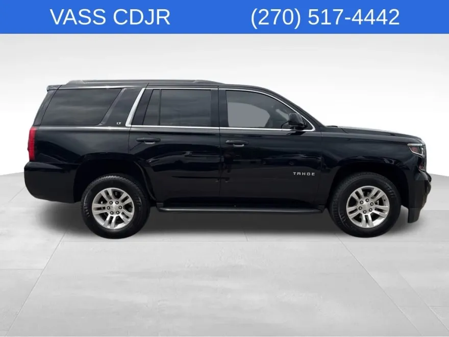 2019 Chevrolet Tahoe LT photo 1