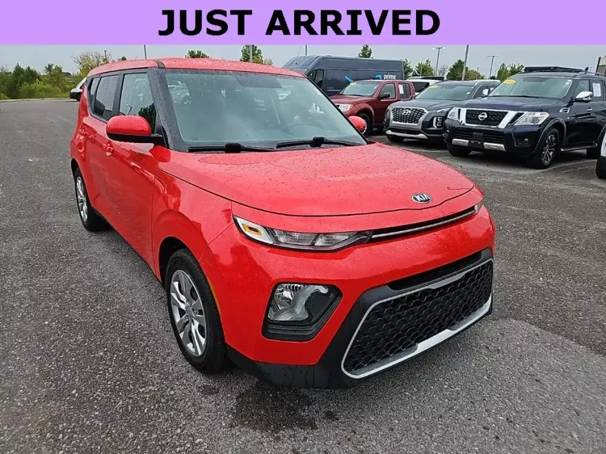 2020 Kia Soul LX photo 1