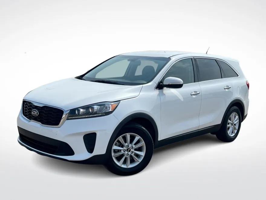 2020 Kia Sorento LX photo 1