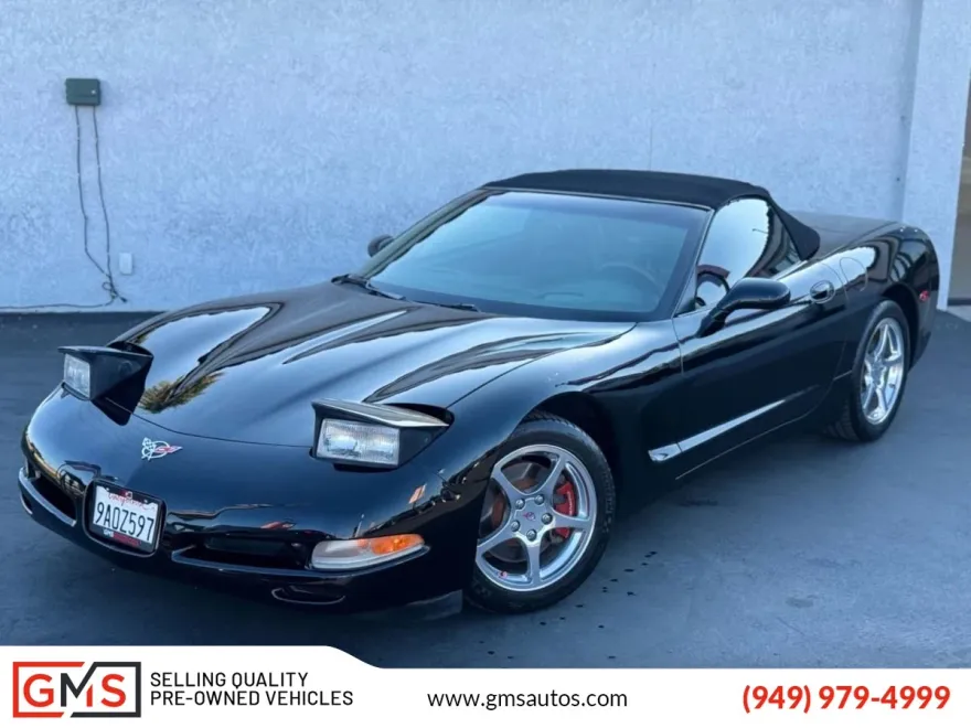 2002 Chevrolet Corvette photo 1