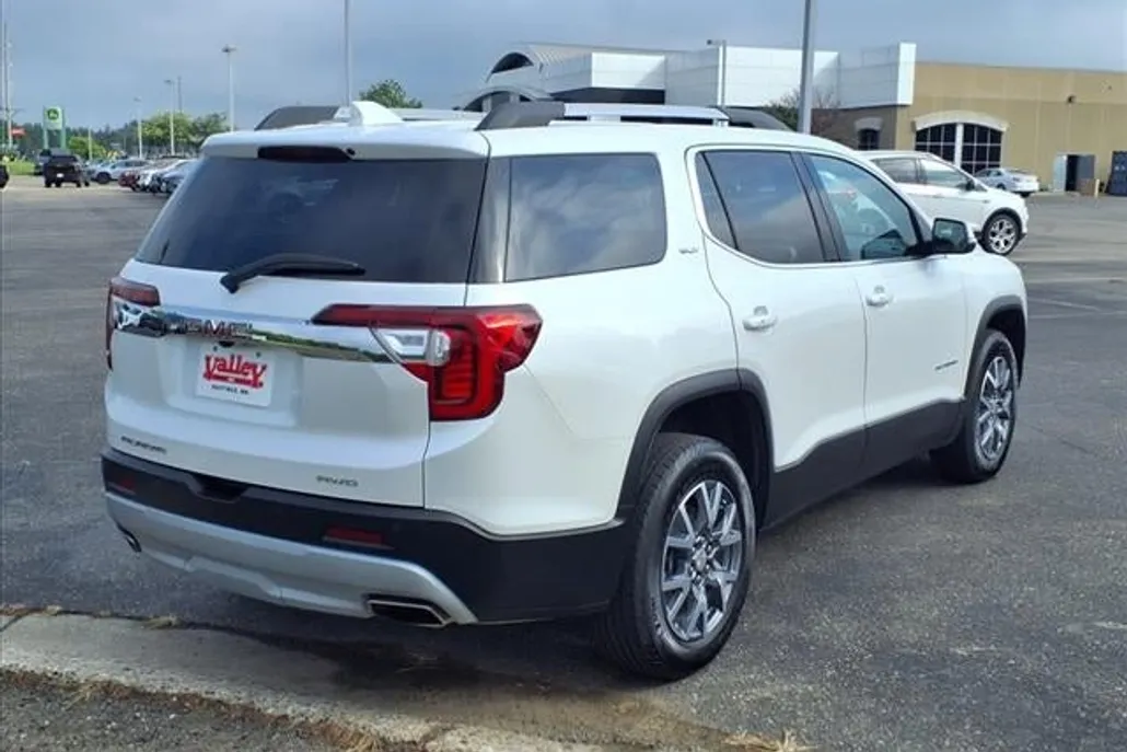 2023 Gmc Acadia SLT photo 1