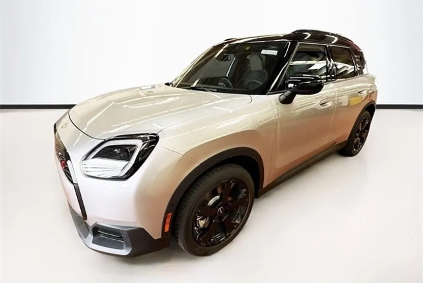 2025 Mini Countryman ALL4 Signature photo 1