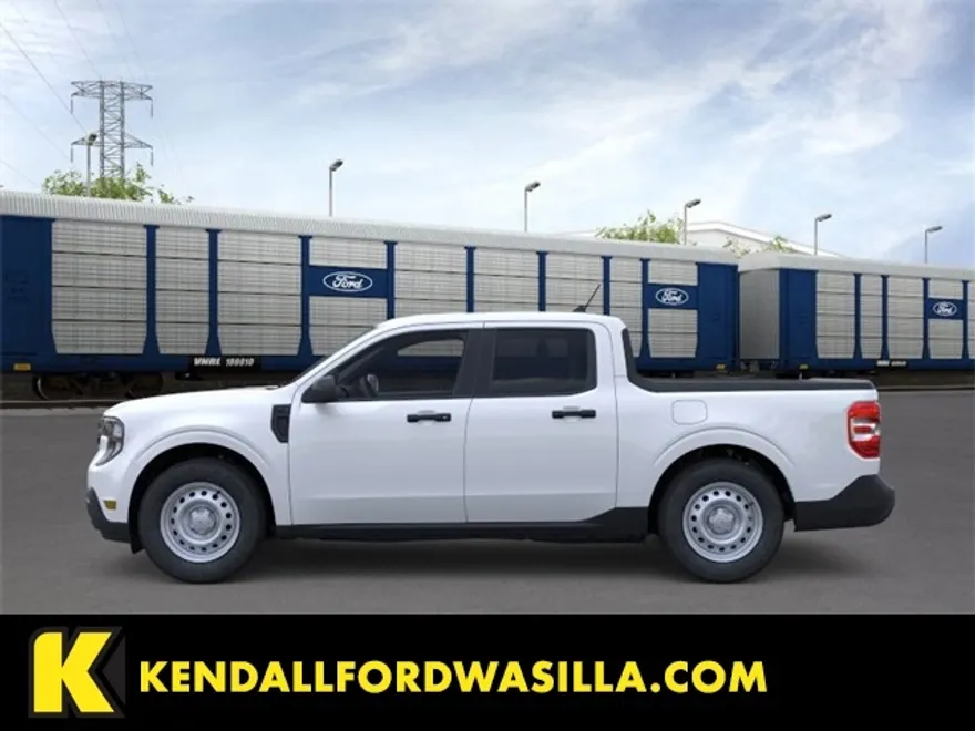 2025 Ford Maverick XL photo 1