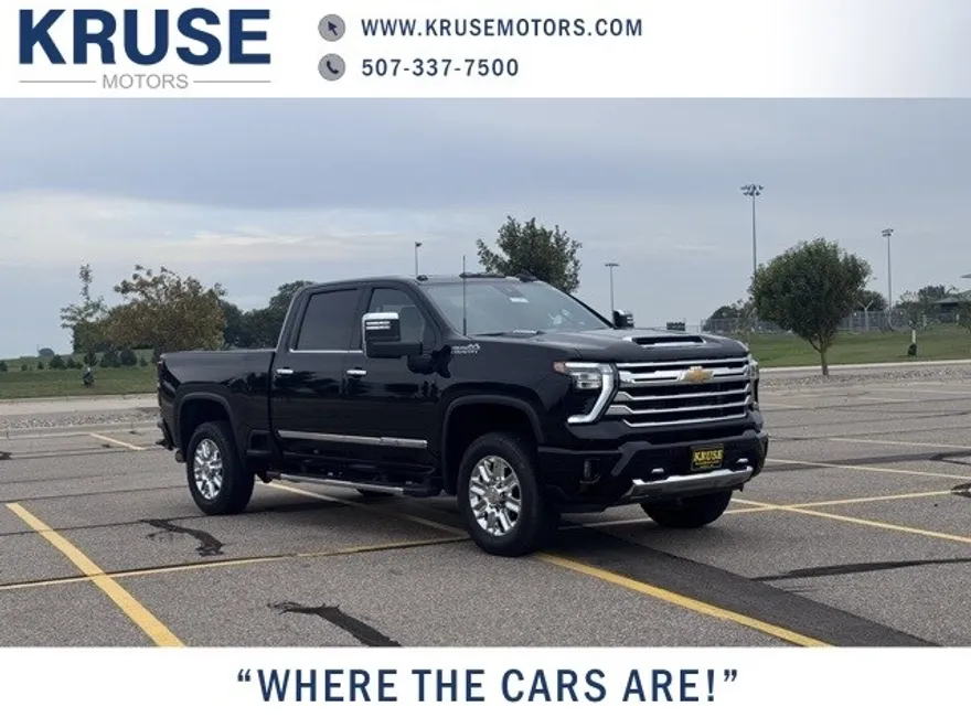 2024 Chevrolet Silverado 3500HD High Country photo 1