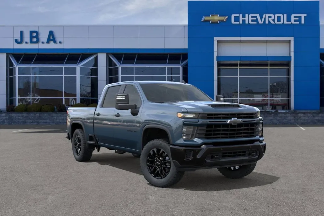 2026 Chevrolet Silverado 2500HD Custom photo 1