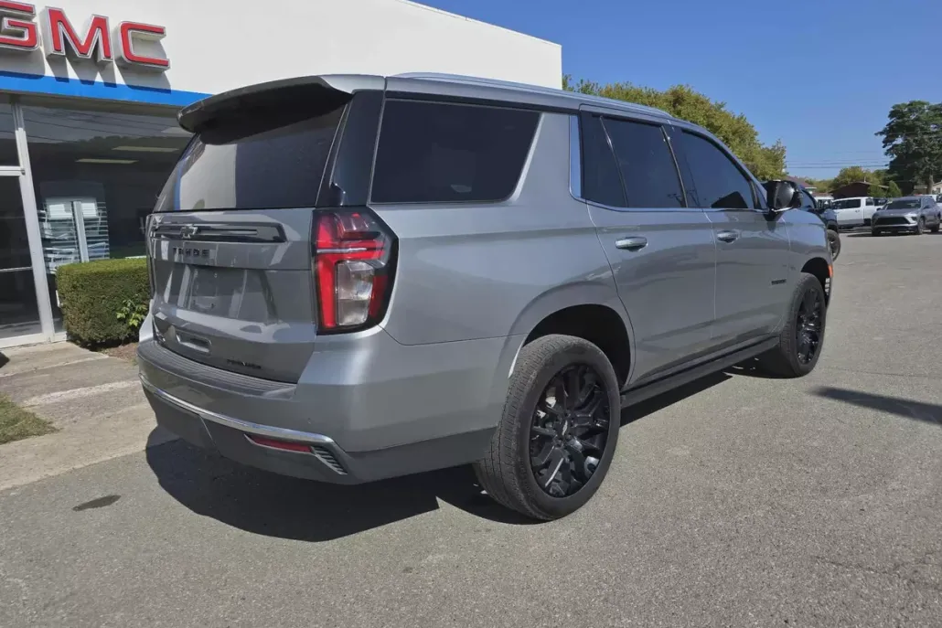 2024 Chevrolet Tahoe Premier photo 1