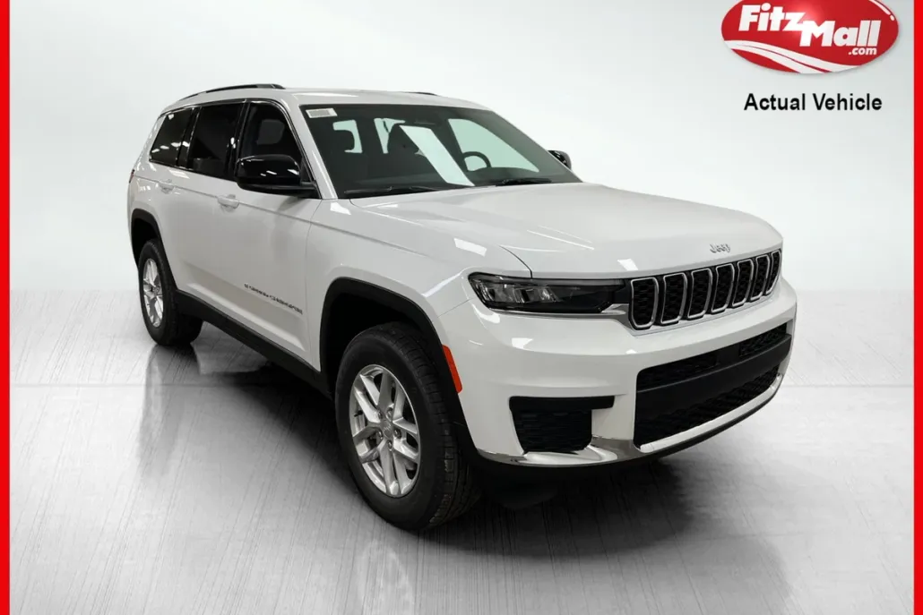 2025 Jeep Grand Cherokee Laredo photo 1