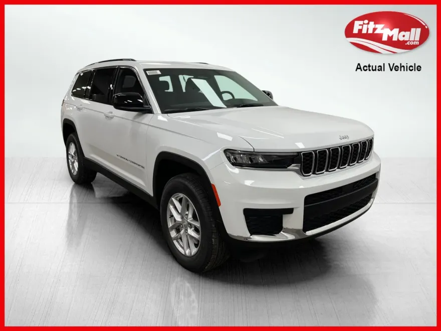 2025 Jeep Grand Cherokee Laredo photo 1