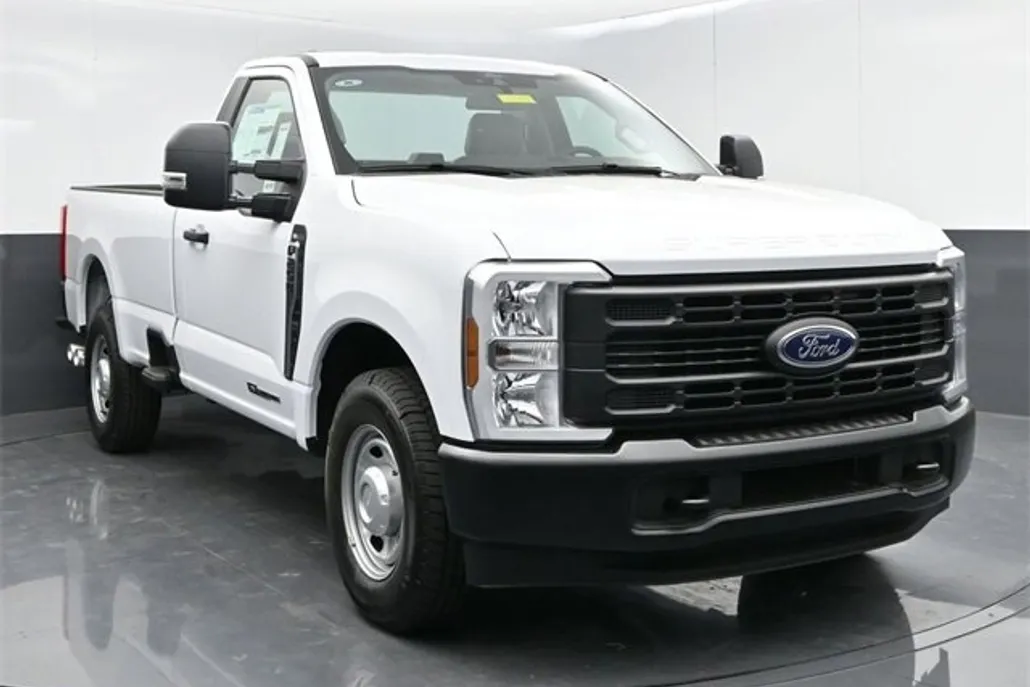 2025 Ford F-250 XL photo 1