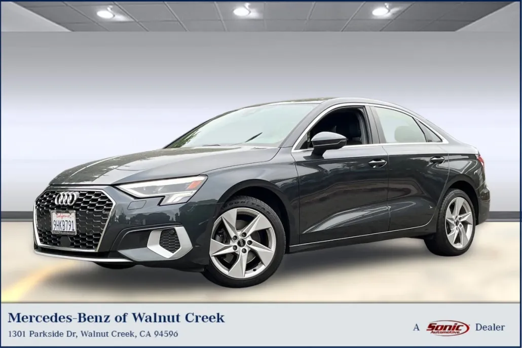 2023 Audi A3 Premium Plus 40 TFSI Quattro photo 1