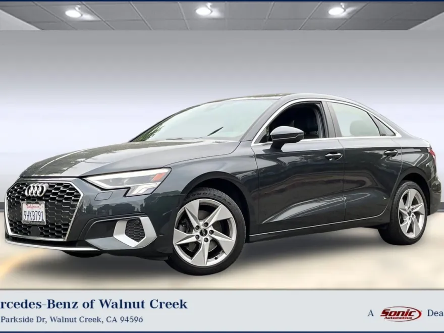 2023 Audi A3 Premium Plus 40 TFSI Quattro photo 1