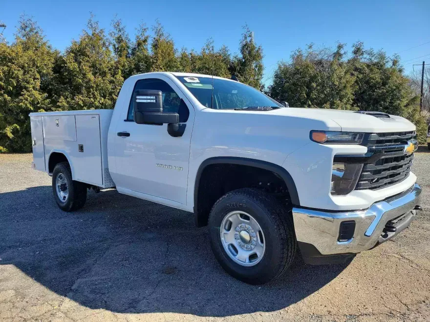2024 Chevrolet Silverado 2500HD photo 1