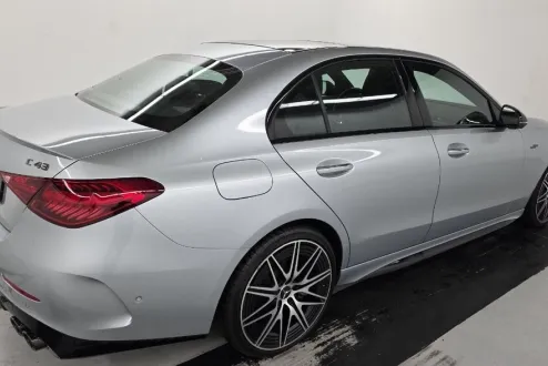 2024 Mercedes Benz C 43 AMG 4MATIC photo 3