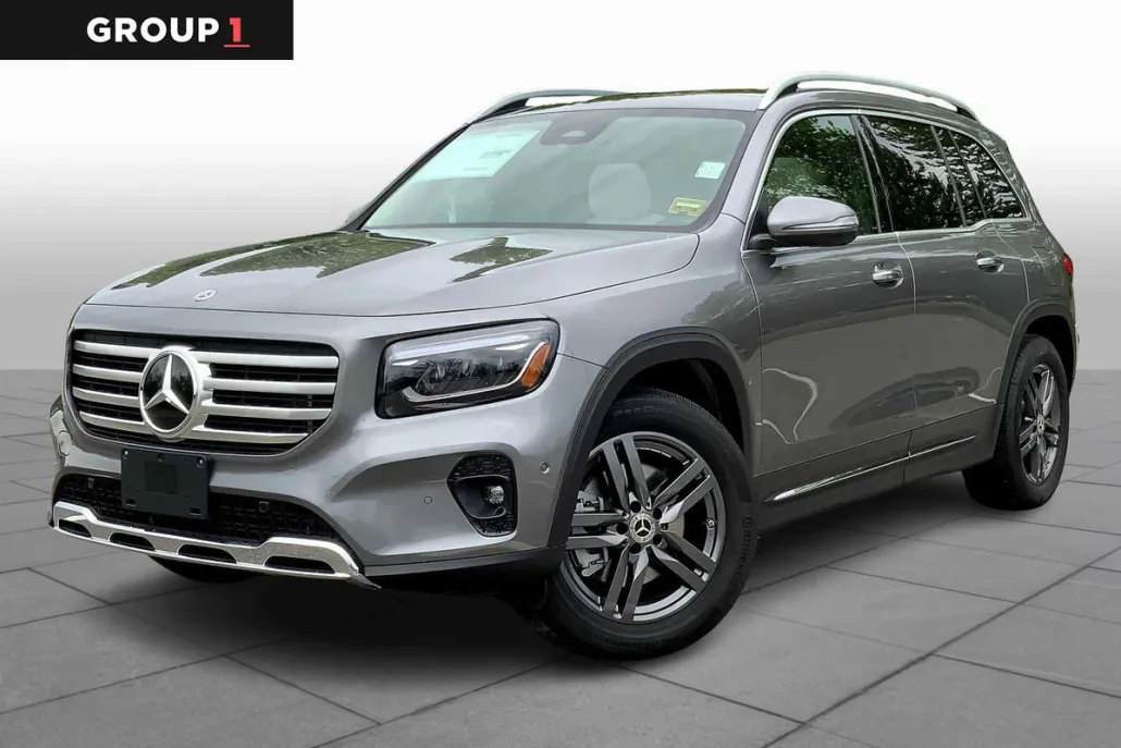 2025 Mercedes Benz GLB 250 4MATIC photo 1