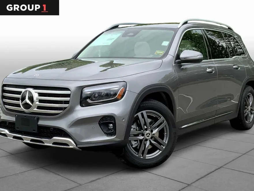 2025 Mercedes Benz GLB 250 4MATIC photo 1