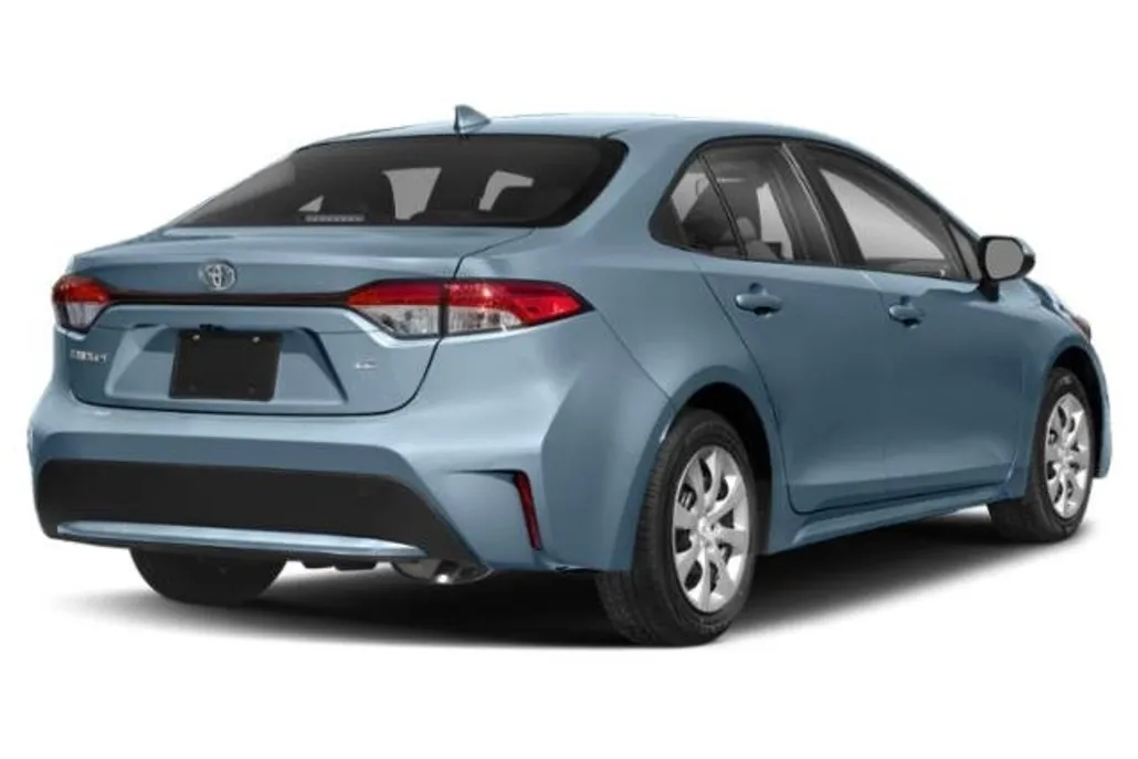 2022 Toyota Corolla LE photo 1
