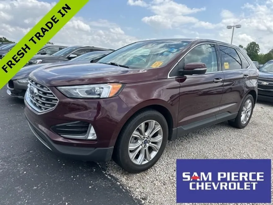 2021 Ford Edge Titanium photo 1
