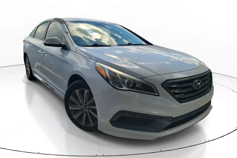 2017 Hyundai Sonata Sport photo 1