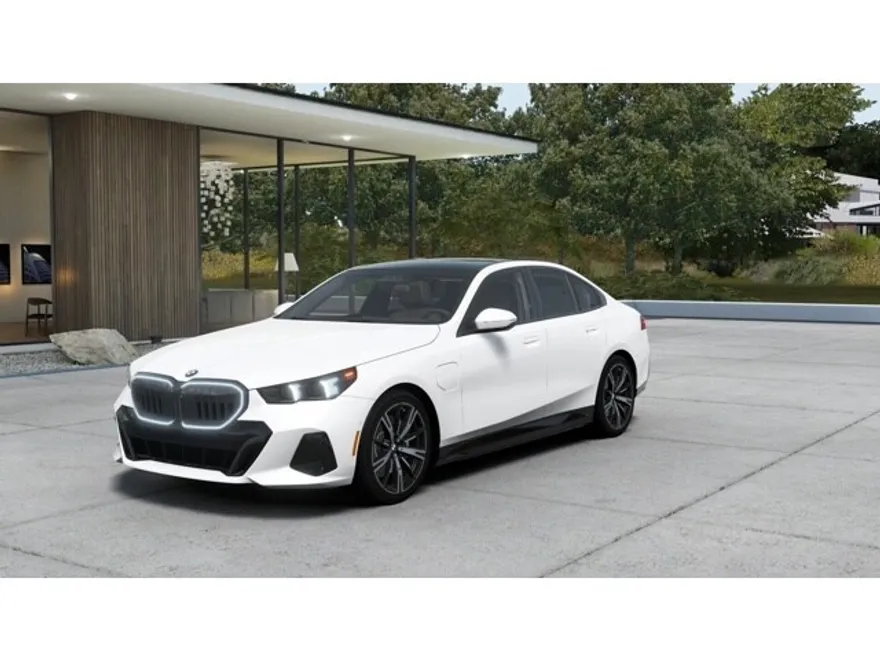 2026 Bmw 550e xDrive photo 1