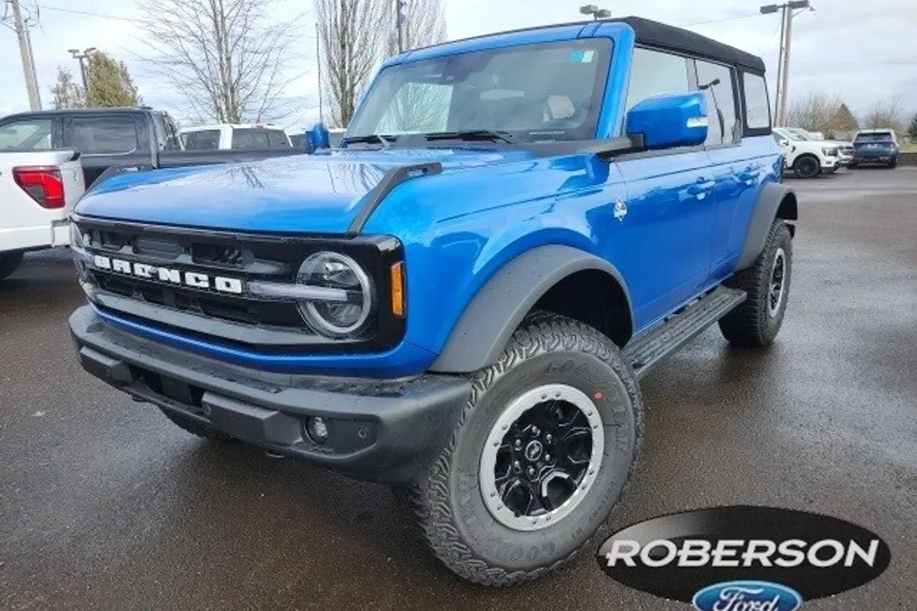 2024 Ford Bronco Outer Banks photo 1