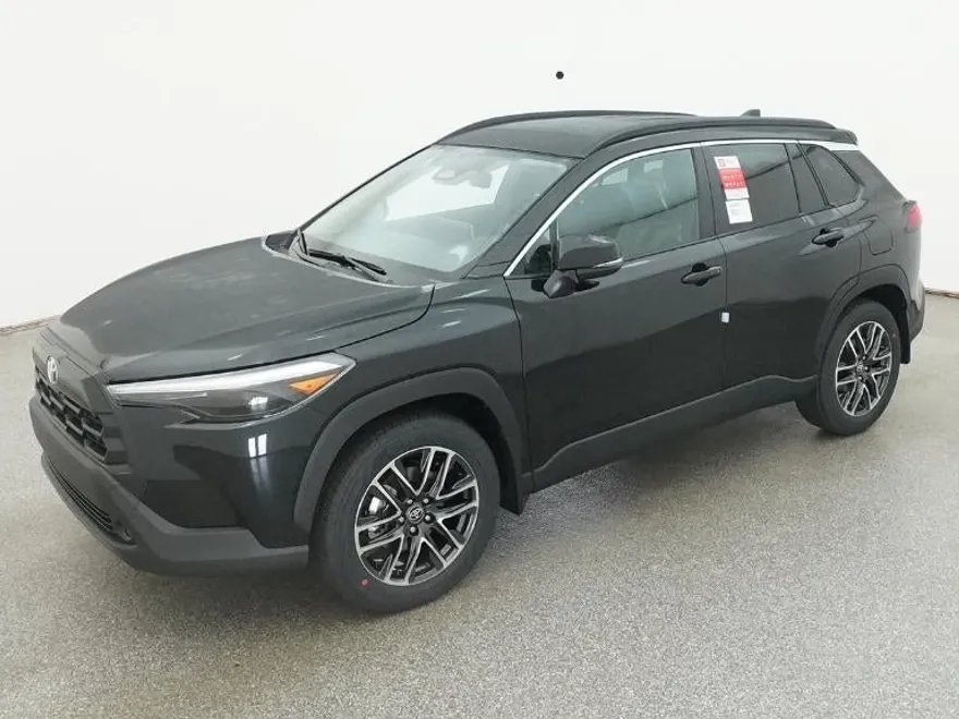 2026 Toyota Corolla Cross XLE photo 1