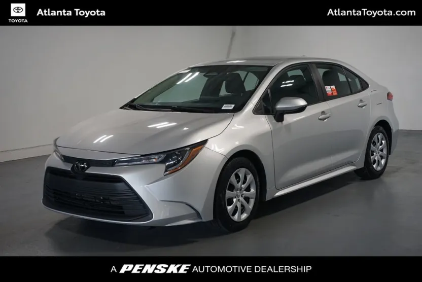 2023 Toyota Corolla LE photo 1