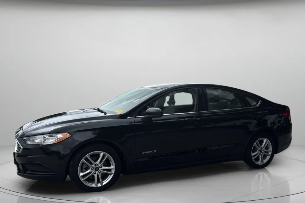 2018 Ford Fusion Hybrid S photo 1