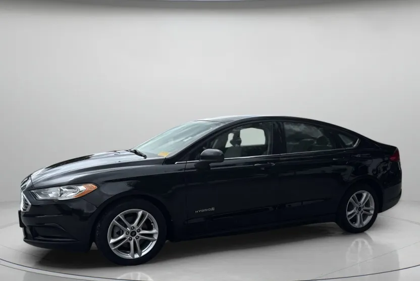 2018 Ford Fusion Hybrid S photo 1