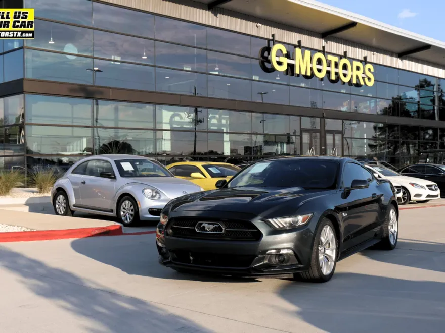 2015 Ford Mustang GT photo 1