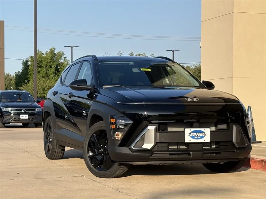 2026 Hyundai Kona SEL photo 1