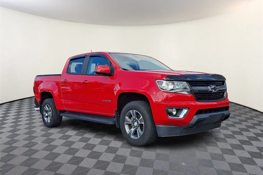 2017 Chevrolet Colorado Z71 photo 1