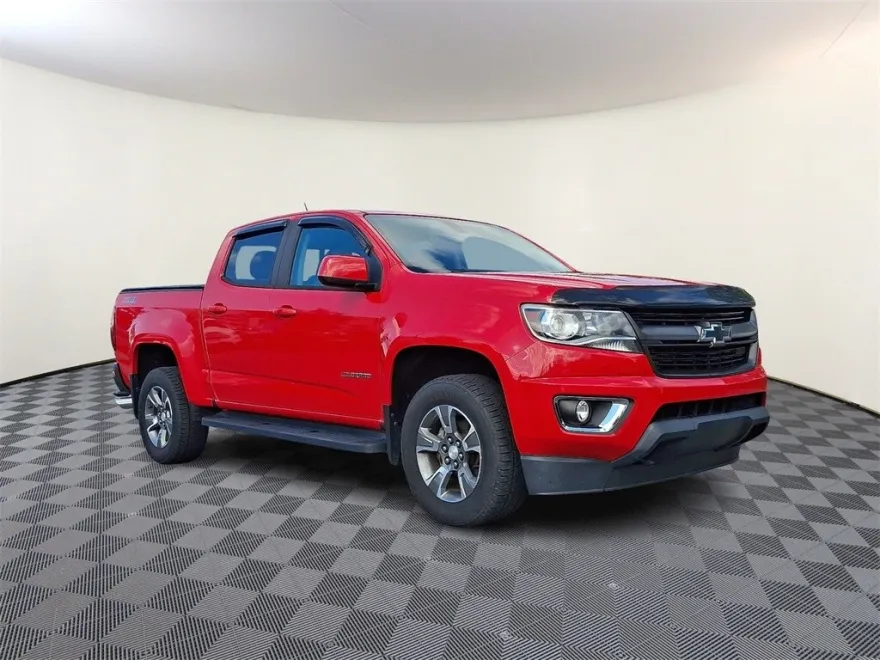 2017 Chevrolet Colorado Z71 photo 1