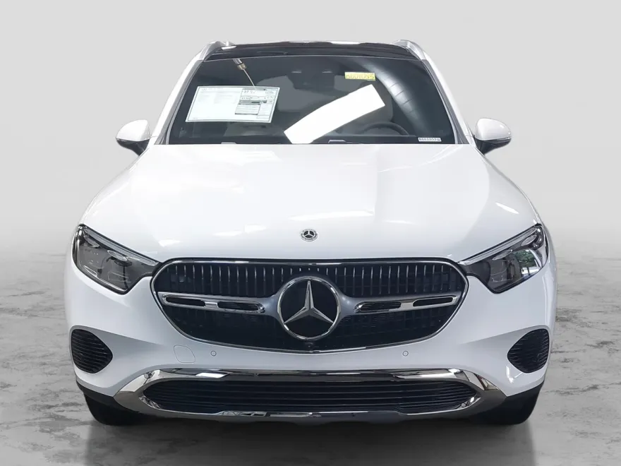 2026 Mercedes Benz GLC 300 photo 1