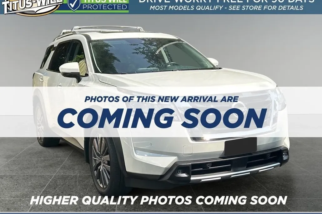 2022 Nissan Pathfinder SL photo 1
