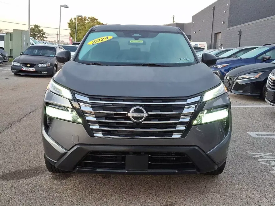 2024 Nissan Rogue S photo 1