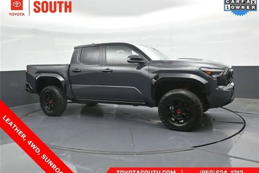 2025 Toyota Tacoma 4x4 TRD Pro photo 1